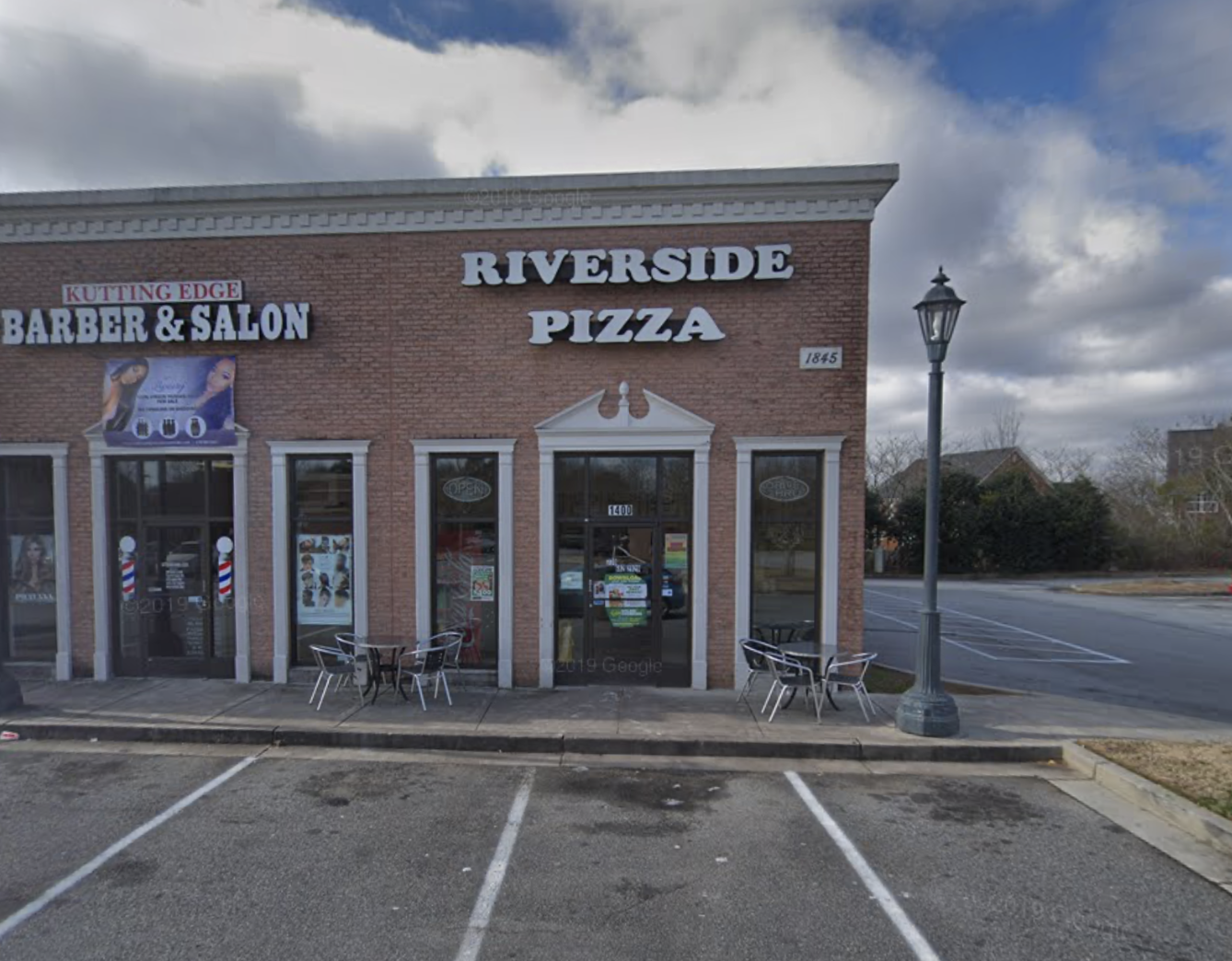 Riverside Pizza